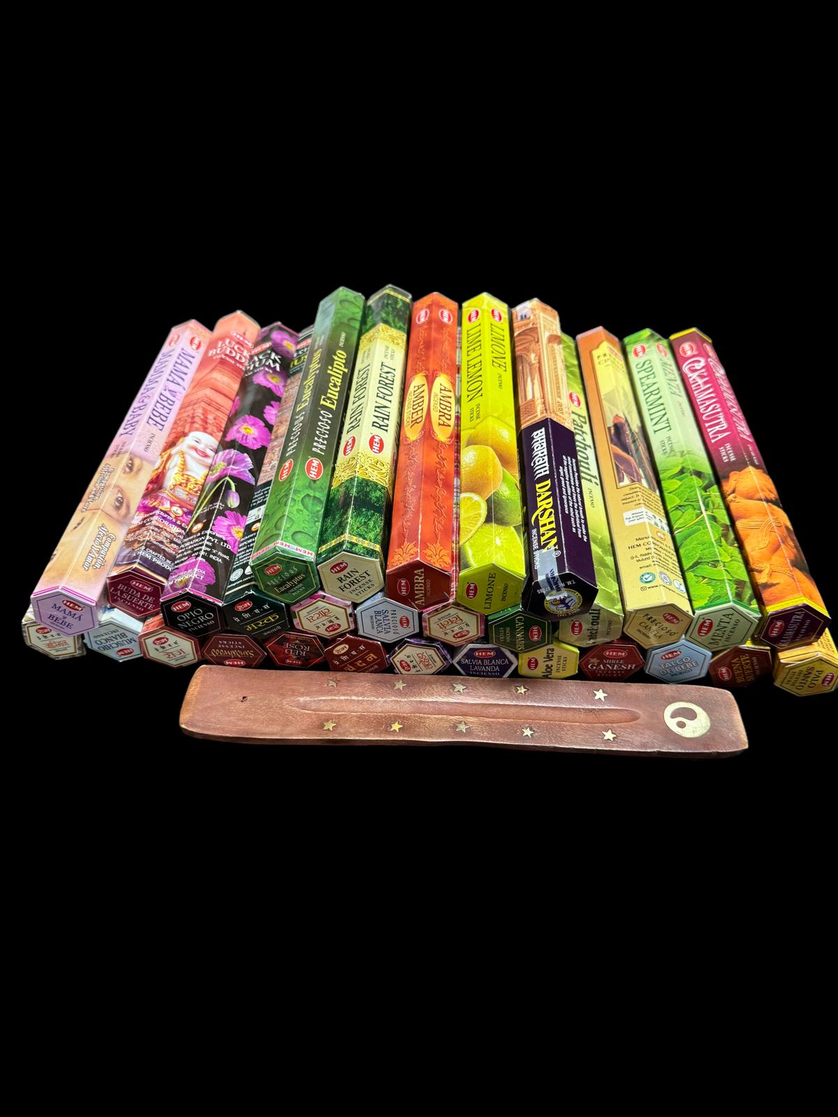 HEM - Wierook - 30 pakjes x 20stokjes = 600 van verschillende geuren wierook - wierook pakket - Creëer een Betoverende Sfeer met Ons Indiase Wierook Pakket en Gratis Wierookhouder!